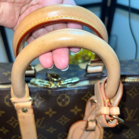 Louis Vuitton Keepall 45 - Picture 4 of 15